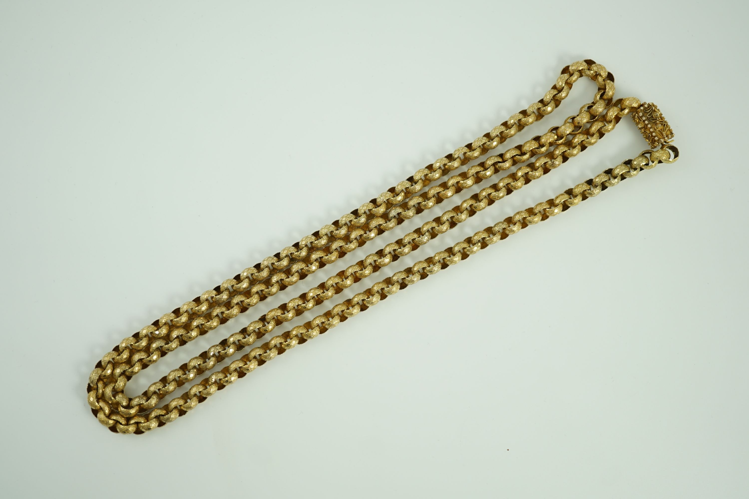 An early 19th century gold muff chain